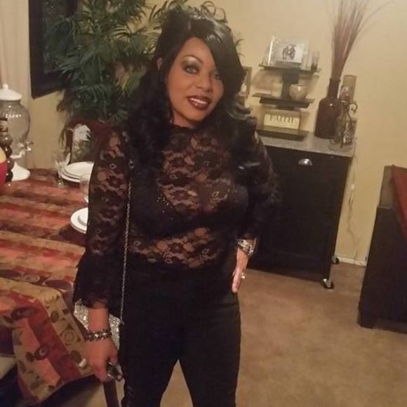 Meet your Posher, Lashon - Picture 1 of 1